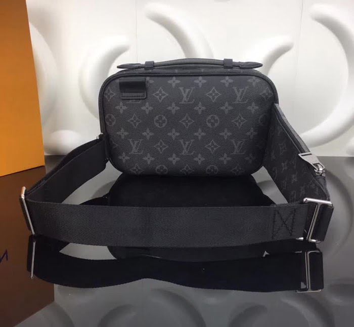 路易威登LV頂級原單M42906 EXPLORER 斜挎款式腰包 Monogram帆布 YDH YDH1594